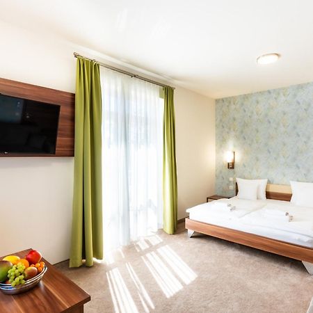 B&B Lajta Park Mosonmagyaróvár 外观 照片